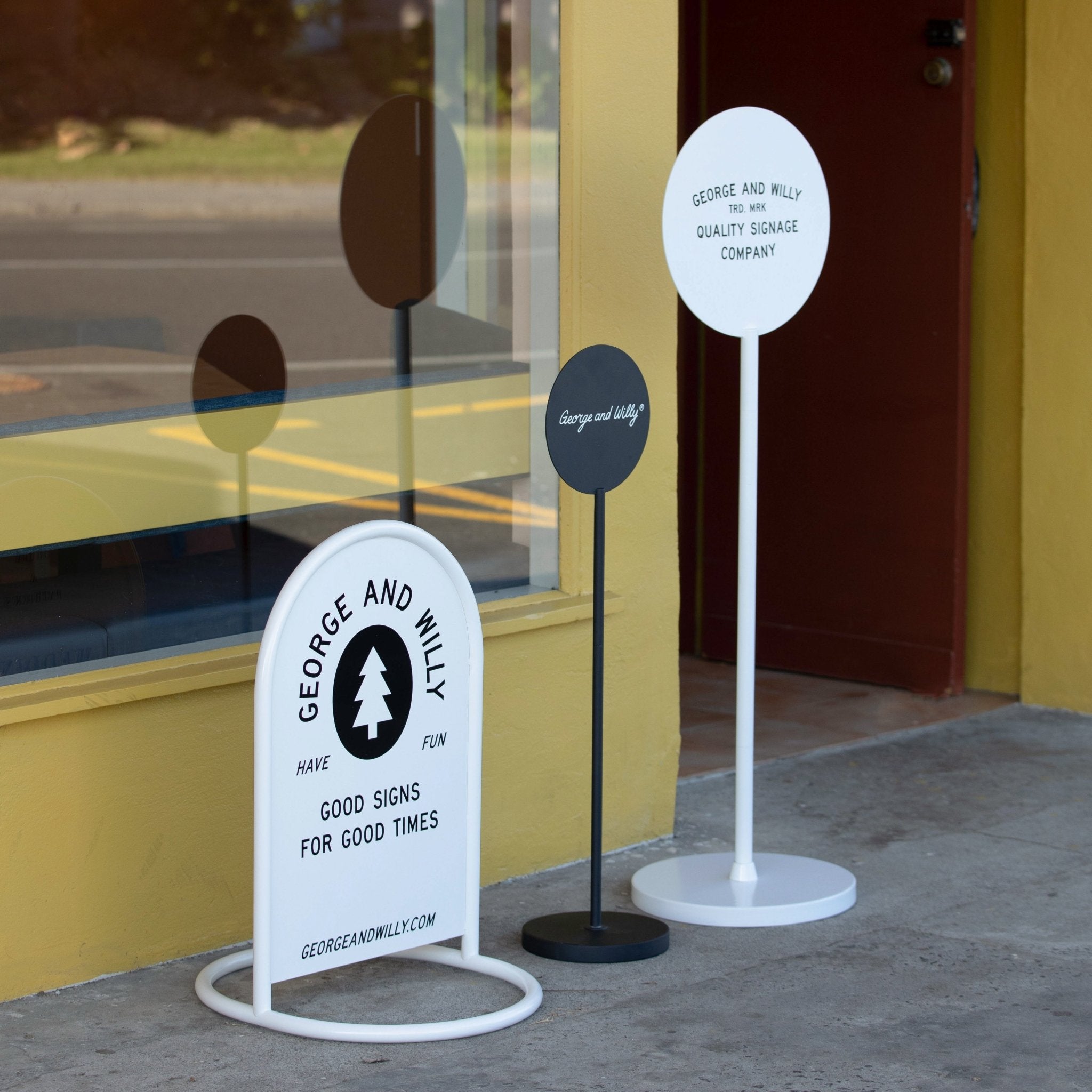 Outdoor Signs for Business - George and Willy